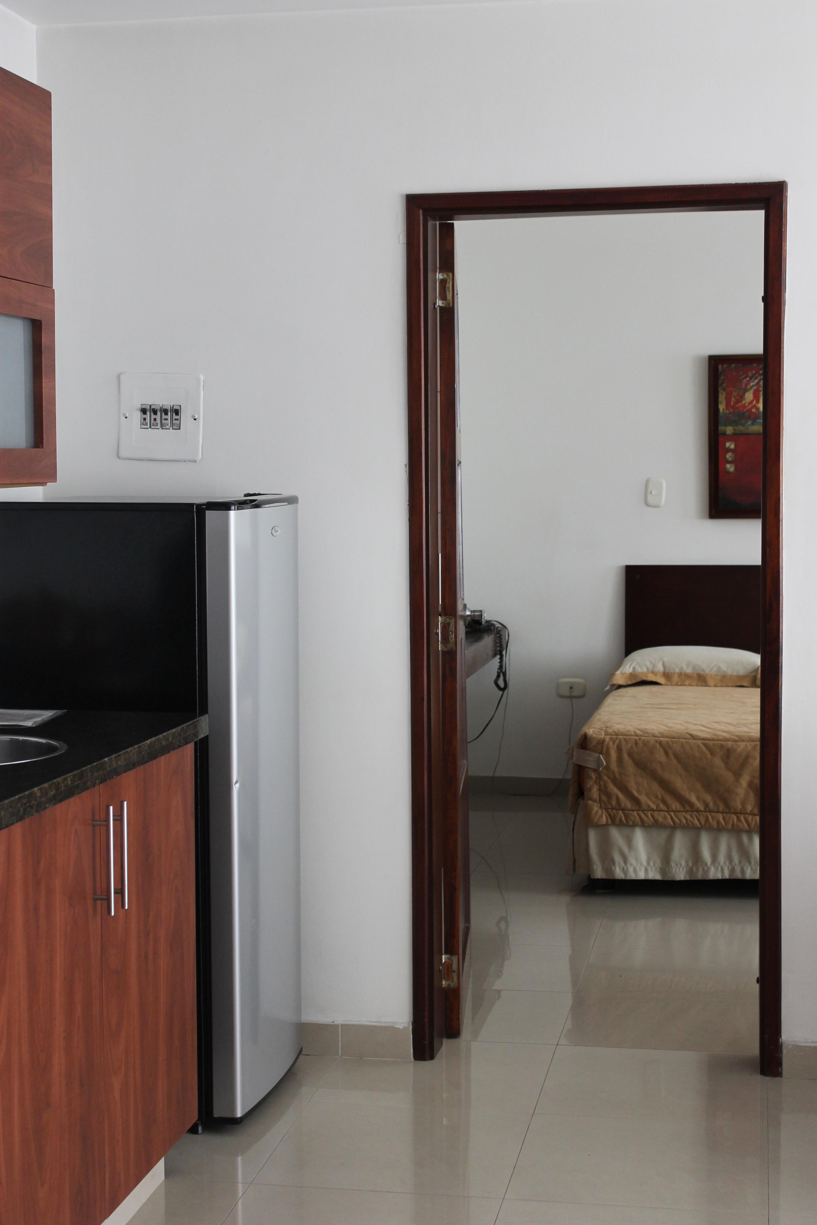Hotel Cuarta Avenida Cali Bagian luar foto