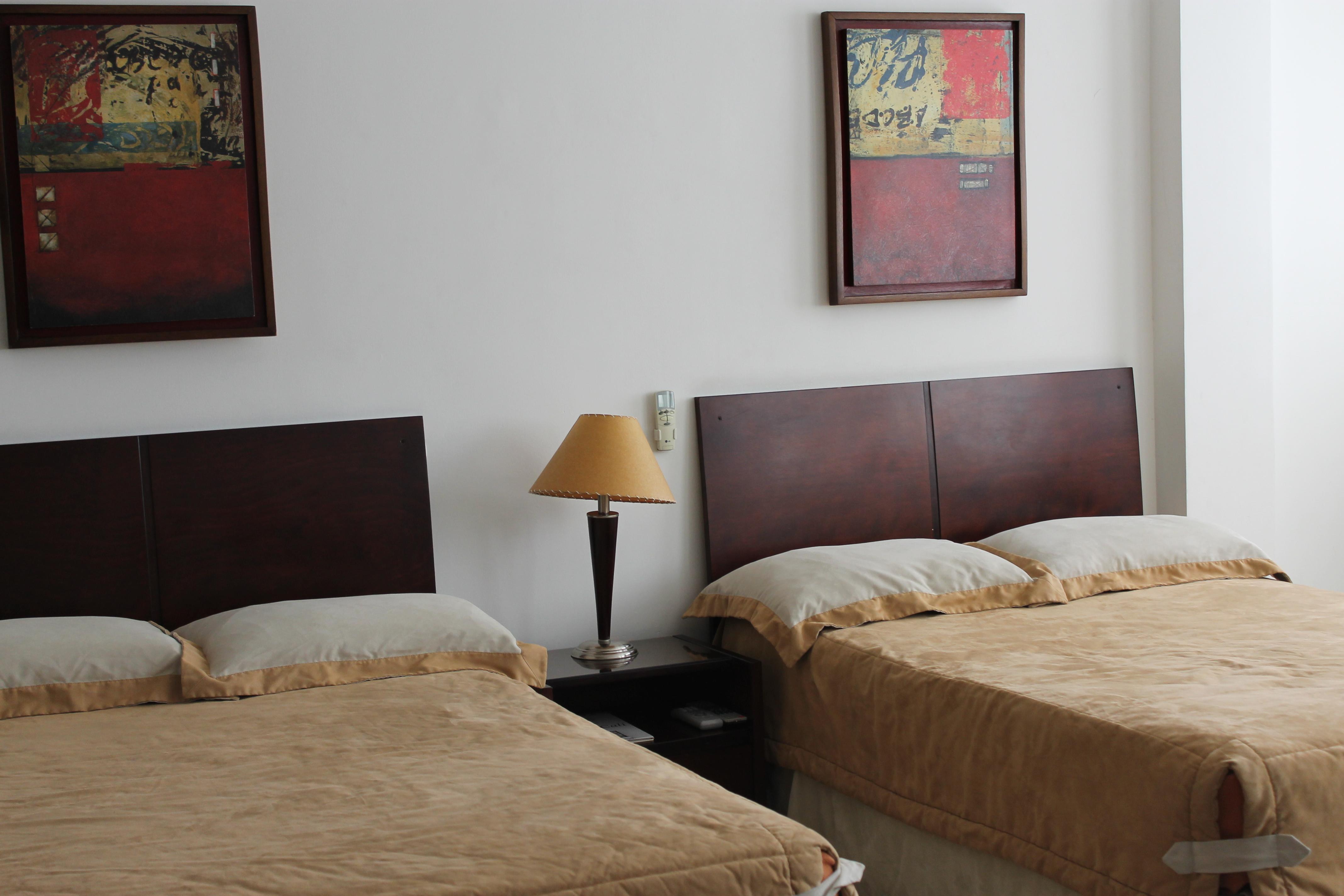 Hotel Cuarta Avenida Cali Bagian luar foto