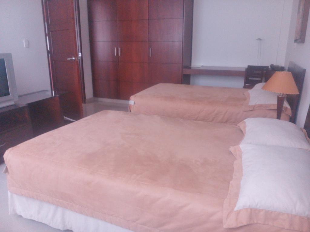 Hotel Cuarta Avenida Cali Ruang foto